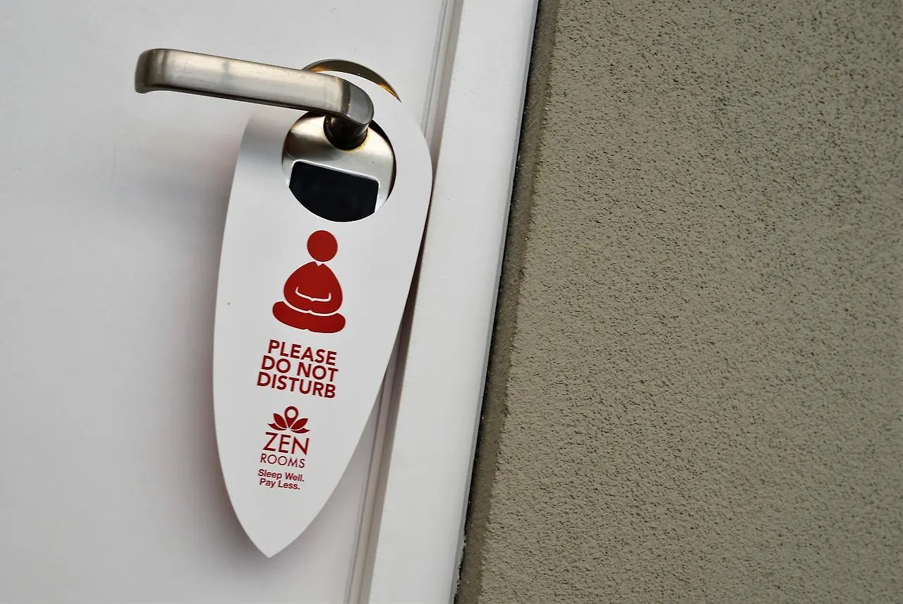 Zen Rooms Kerobokan Tangkuban Perahu 塞米亚克 印尼
