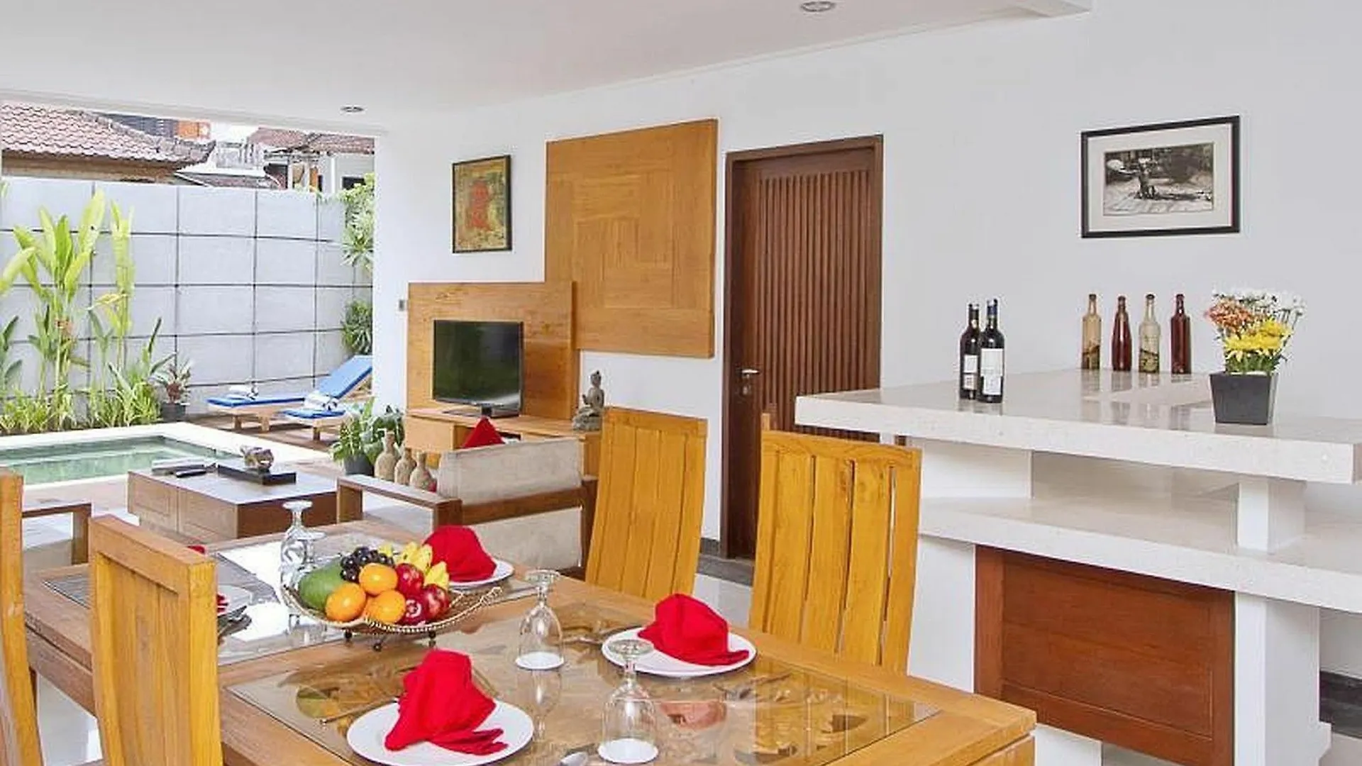 *** Guest house Zen Rooms Kerobokan Tangkuban Perahu Seminyak  Indonesia
